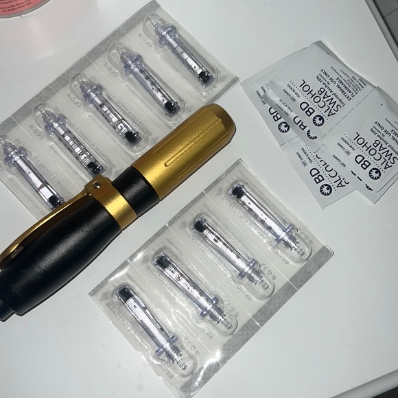 Hyluronic pen with ampoules - Picture 1 of 1